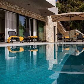 5-Bedroom Luxury Sea-View Villa with Infinity Pool near Dubrovnik – Sleeps 10